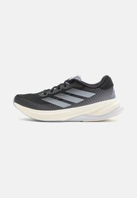SUPERNOVA SOLUTION - Chaussures de running sur route - core black/halo silver/dash grey