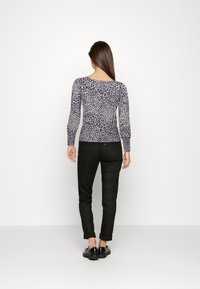 Marks & Spencer Sweter