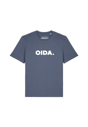 Blaues T-Shirt mit kurzen Ärmeln und weißem Text "OIDA." zentriert auf der Vorderseite vor weißem Hintergrund.