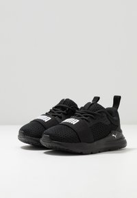 Puma WIRED RUN UNISEX - Zapatillas running asfalto - black