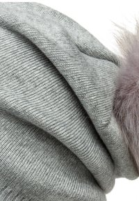 Caspar Beanie - hellgrau