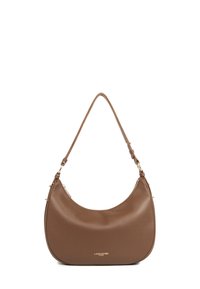 Sac à épaule en cuir marron avec une forme arrondie, surface texturée et une seule sangle. Présente des accessoires en métal doré et un détail de logo embossé.