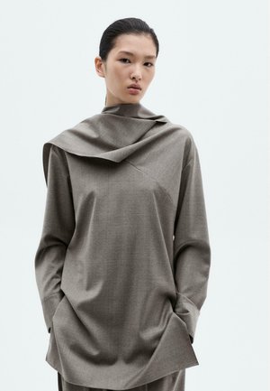 Blouse - grey