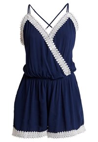 Mörkblå jumpsuit med spetsdetaljer längs halsringningen och nederkanten. Har justerbara spaghettiremmar och en avslappnad passform med resår i midjan.