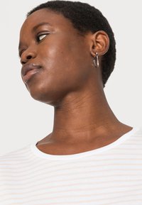 Mads Nørgaard STRIPE TEASY TEE - T-shirt estampada - white/gossamer pink