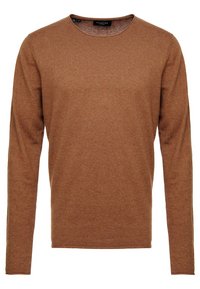 Pull marron à manches longues fabriqué en tissu doux et texturé. Présente un col rond et une légère élasticité. Aucun motif ou accent visible.