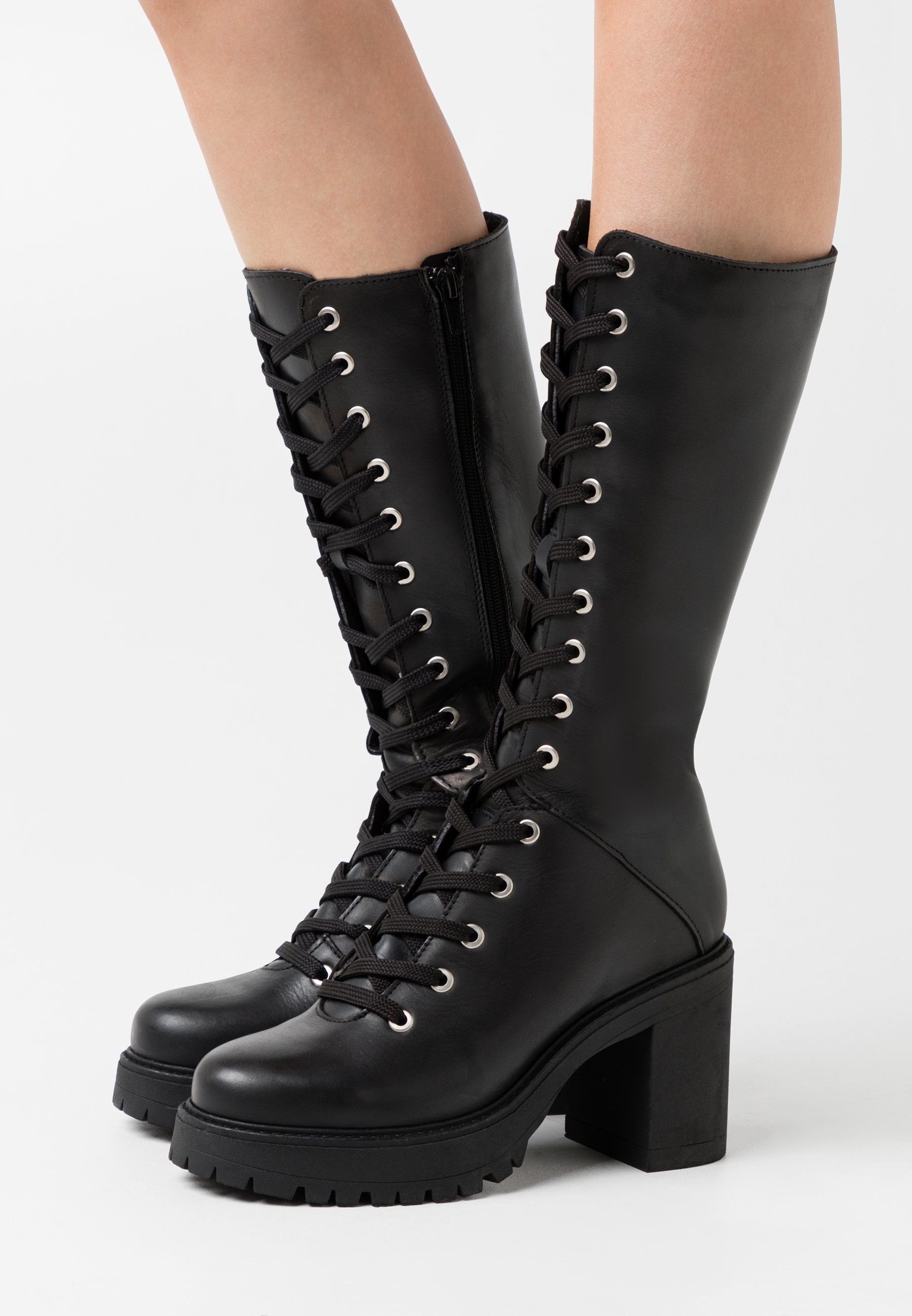 bottes à talons hauts