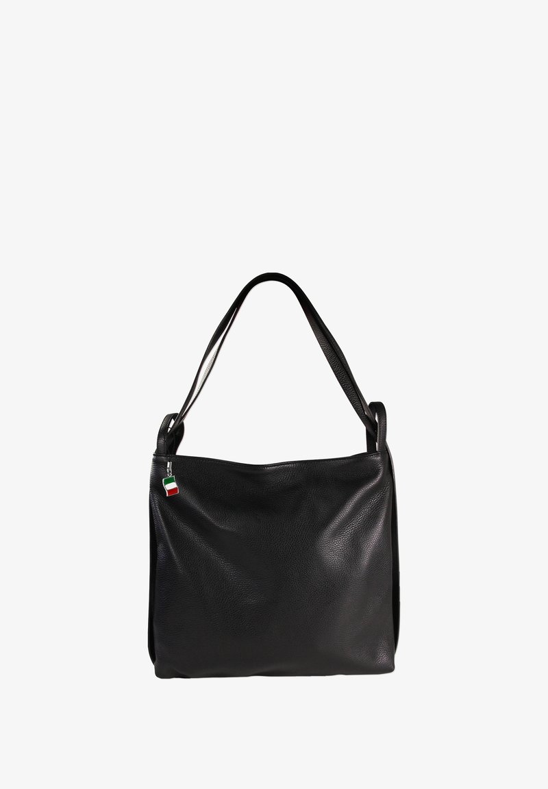 Sac en cuir noir avec une texture lisse, de forme large, avec une poignée supérieure et un petit accent du drapeau italien.