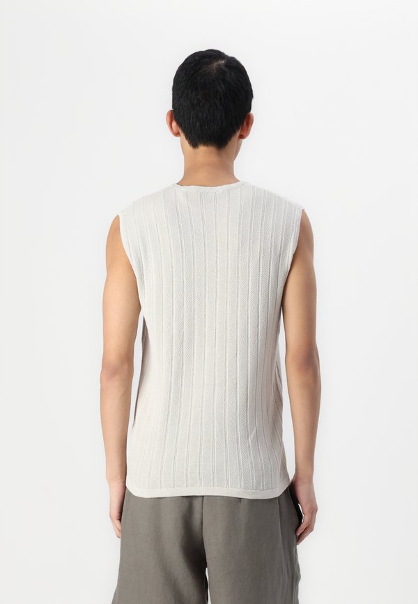 ONSKLAS SLEEVELES - Waistcoat - moonstruck3