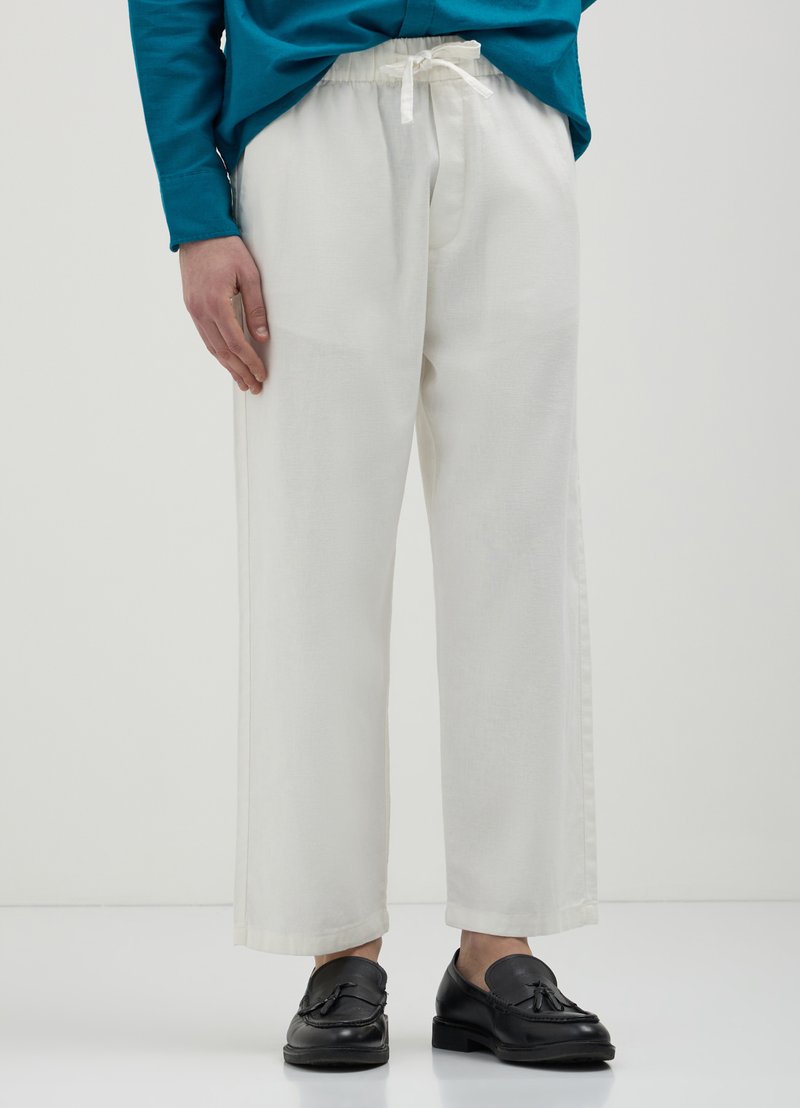 Calliope CORTI WIDE  - Jogginghose - bianco