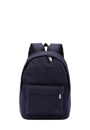 Zaino blu navale con una superficie in tessuto liscio, dotato di una tasca anteriore con zip, spallacci regolabili e una forma arrotondata.