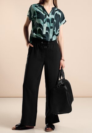Blouse - mottled green