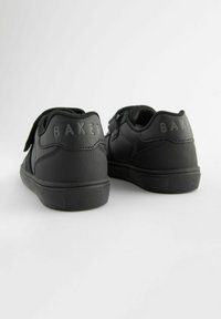 Baker by Ted Baker BACK TO SCHOOL BRANDED TAPE - REGULAR FIT - Tenisky - black