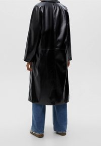 PULL&BEAR Trenchcoat - mottled black