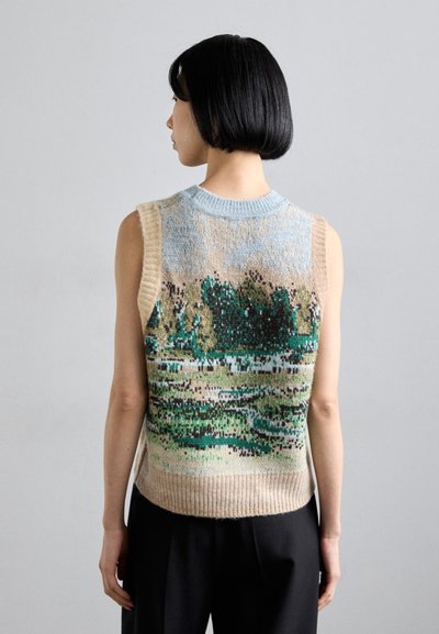 MUNTHE SPACY - Pullover - olive