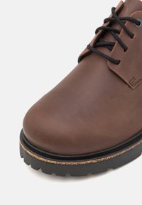 Birkenstock HIGHWOOD LACE REGULAR - Stringate sportive - habanna
