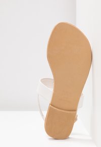 New Look Wide Fit Varvassandaalit - white
