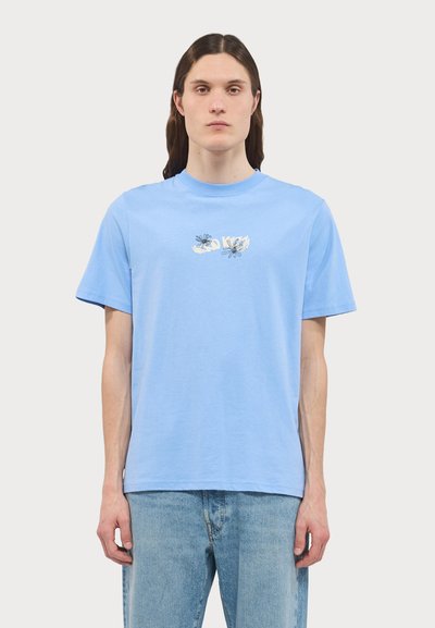 WOOD WOOD BOBBY FLOWERS - Triko s potiskem - cloudy