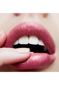 MAC FROST LIPSTICK liliowy