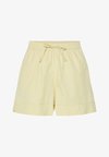 PC FEMME - Shortsit - pale banana