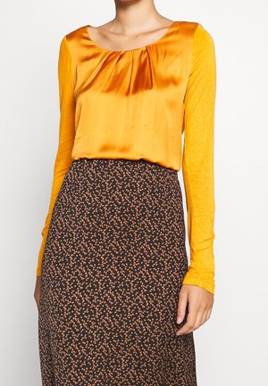 Pusero - mustard yellow