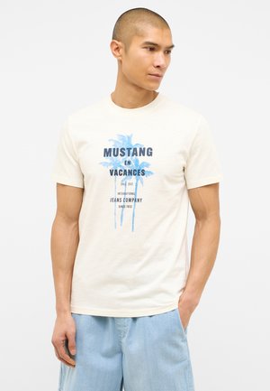 Mustang STYLE AUSTIN - Print T-shirt - weiß