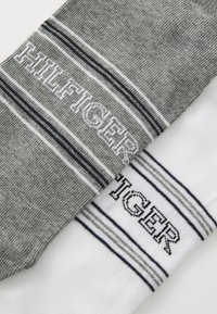 Tommy Hilfiger MEN SNEAKER GIFTBOX 4 PACK - Socks - grey melange/white