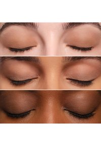 Tre nærbilder av lukkede øyne som viser forskjellige nyanser av matt øyenskygge. Fargene varierer fra lys til mørk brun med jevne teksturer.