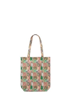 Sac fourre-tout avec longues anses présentant un motif répétitif de bâtiments urbains aux couleurs pastel en vert, rose, beige et marron.