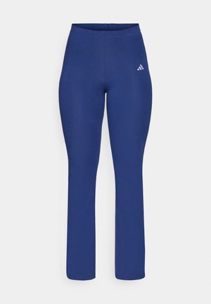 Blaue Sportleggings aus glattem Stoff, mit einem hohen Bund und einem kleinen weißen Logo auf der linken Seite. Ausgestellter Saum am unteren Ende.