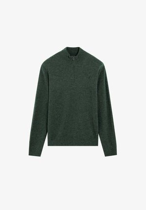 Maglione a maniche lunghe di colore verde scuro, in maglia, con colletto a zip a un quarto e polsi e orlo a coste, esposto su uno sfondo bianco.