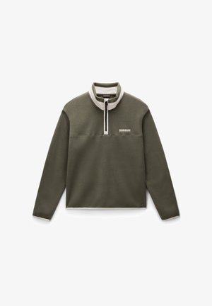 oliwkowy polar z stójką, pół zamkiem błyskawicznym i kremowymi akcentami. Posiada poziomą szew oraz logo marki na klatce piersiowej.