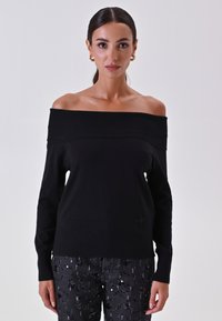 Unausgewählt, black