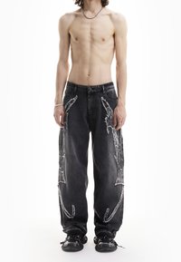 FAVELA Löst sittande jeans - black denim