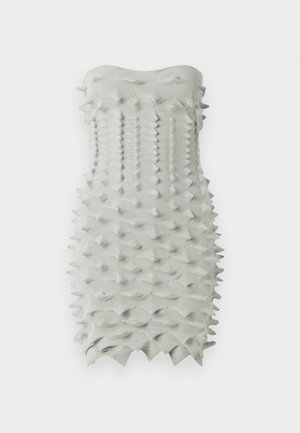 Form-fitting strapless dress made of textured, light gray fabric with a geometric, spiked pattern throughout. Smooth top edge.