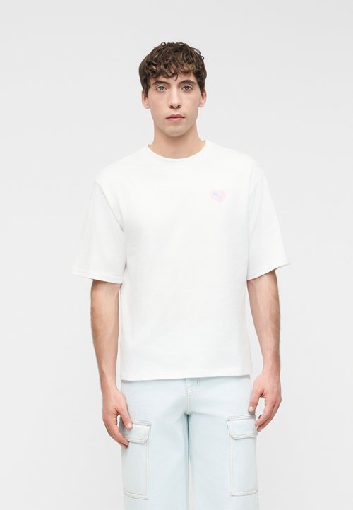 PUMA BOXY FLOWER BOUQUET GRAPHIC TEE UNISEX - Print T-shirt - white — photo 2