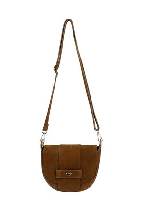 Brązowa torebka na ramię z zamszu z regulowanym paskiem i srebrnym zapięciem na przedniej klapie.