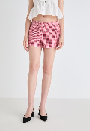Shorts - red