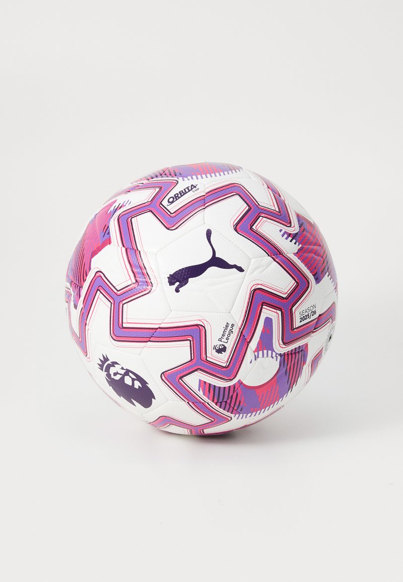 Puma fodbold med en hvid overflade, pink og lilla zigzag mønstre samt et løvegrafik. Indeholder Premier League og Orbit branding.