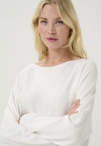 Culture ANNEMARIE BATWING - Džemperis - spring gardenias