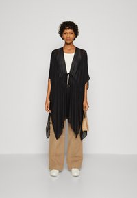 Anna Field Cape - black