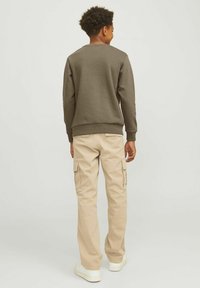 Jack & Jones Junior Sweatshirt - canteen