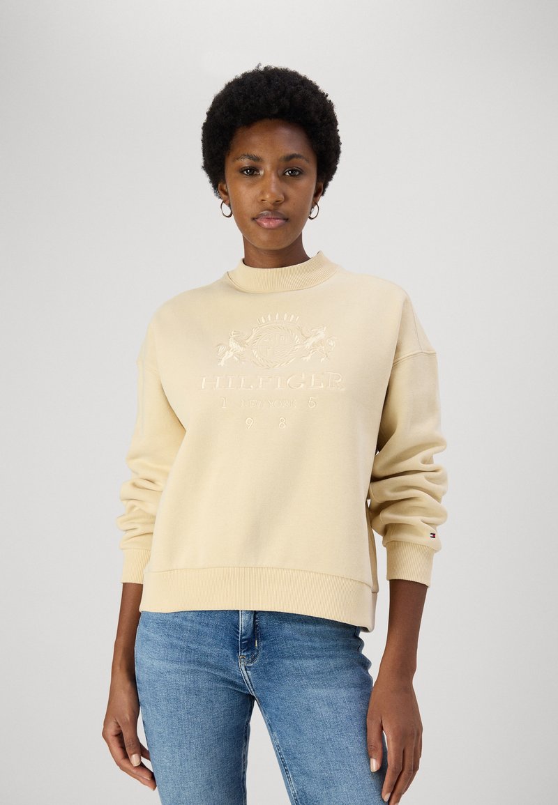 Tommy Hilfiger - VARSITY CREST - Sweatshirt - country ivory, Enlarge