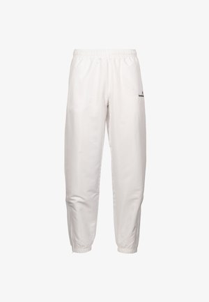 Pantalones deportivos blancos de poliéster con cintura elástica, bolsillos laterales y puños elásticos en los tobillos. Presenta un pequeño detalle de logo.