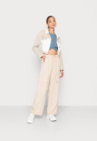 Noisy May NMTWIGGI - Top - china blue