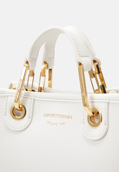 Emporio Armani Axelremsväska - bianco