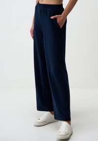 NAVY VELVET WIDE-LEG - Broek - dark blue