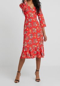 Even&Odd Vapaa-ajan mekko - red