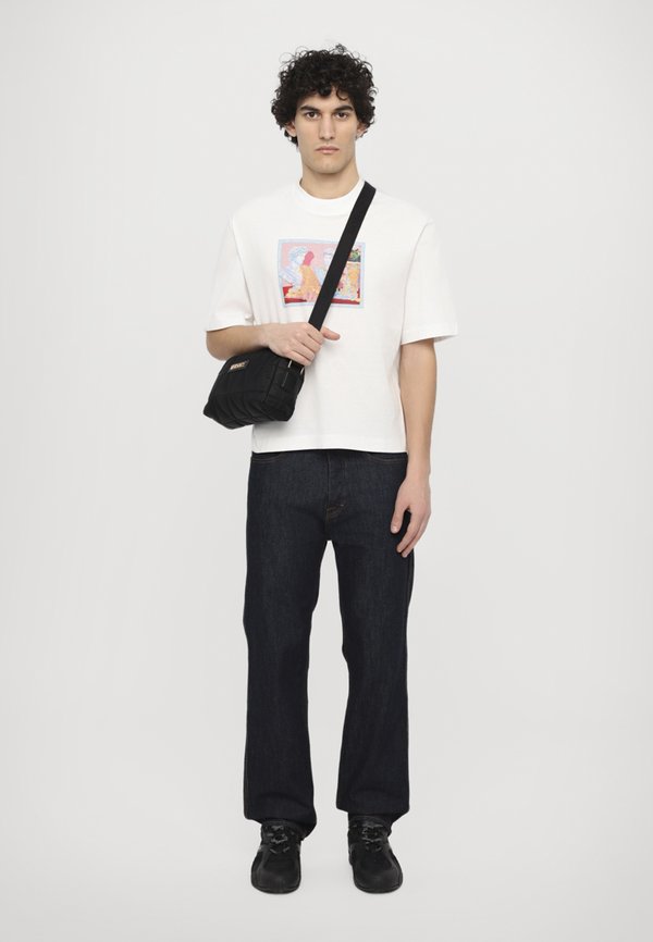 COMPACT GALLERY PRINT - Print T-shirt3