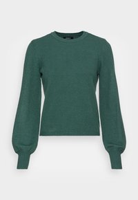 Grön stickad tröja med rund halsringning, ribbade muddar och något puffade långa ärmar. Slät textur med en subtil lyster.